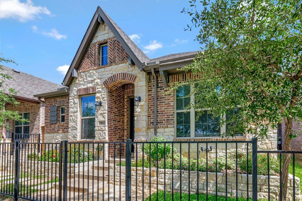 Euless, TX 76040,902 Adam Way
