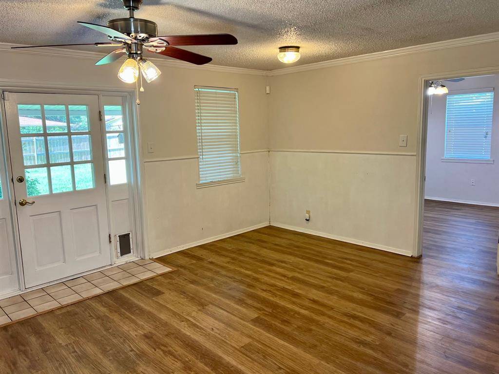 Robinson, TX 76706,808 W Denison Drive
