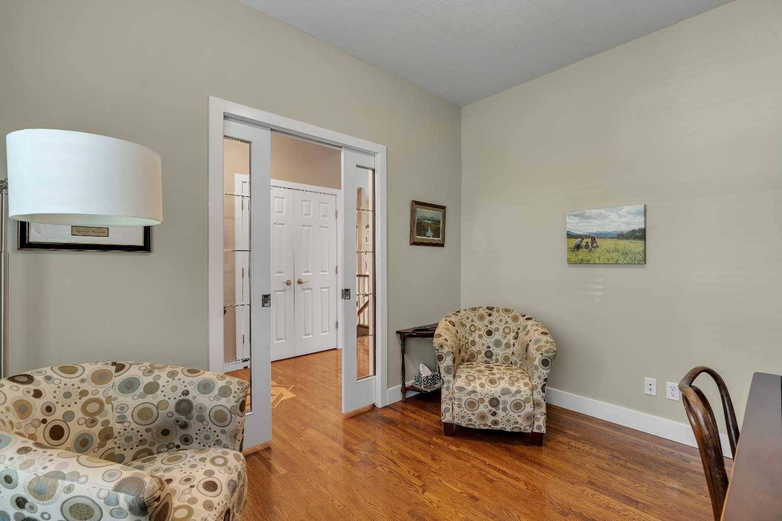 Heritage Pointe, AB T1S 4H3,4 Ravine DR