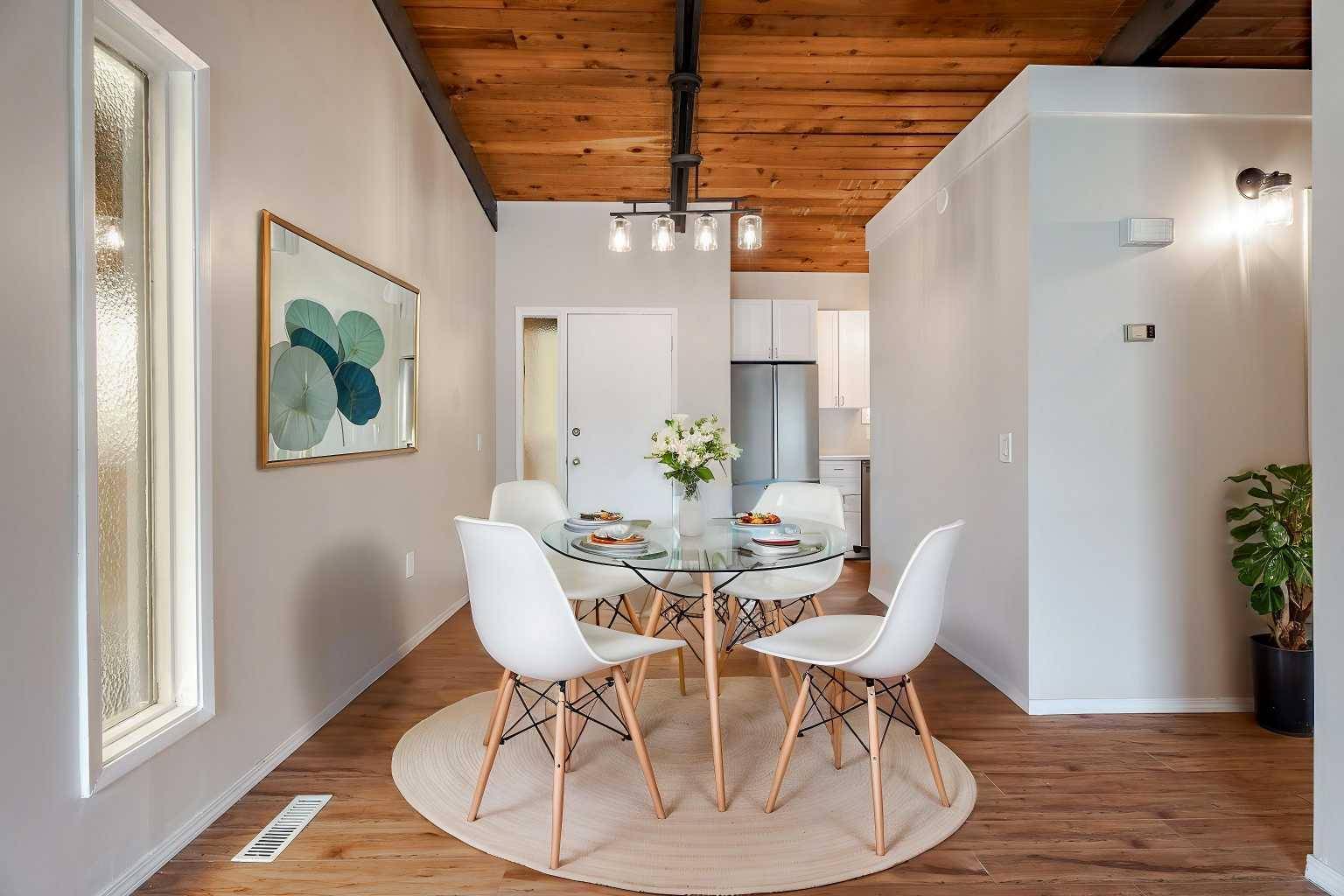 Calgary, AB T2W 1Y6,11016 5 ST Southwest