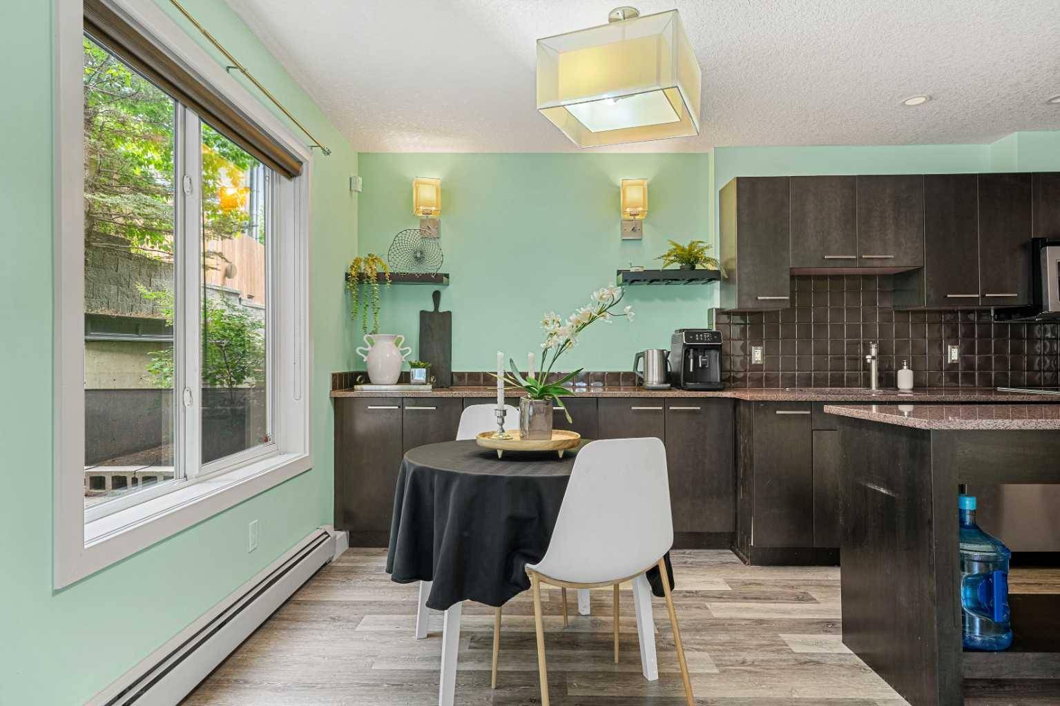 Calgary, AB T2S3A3,24 Mission RD SW #203