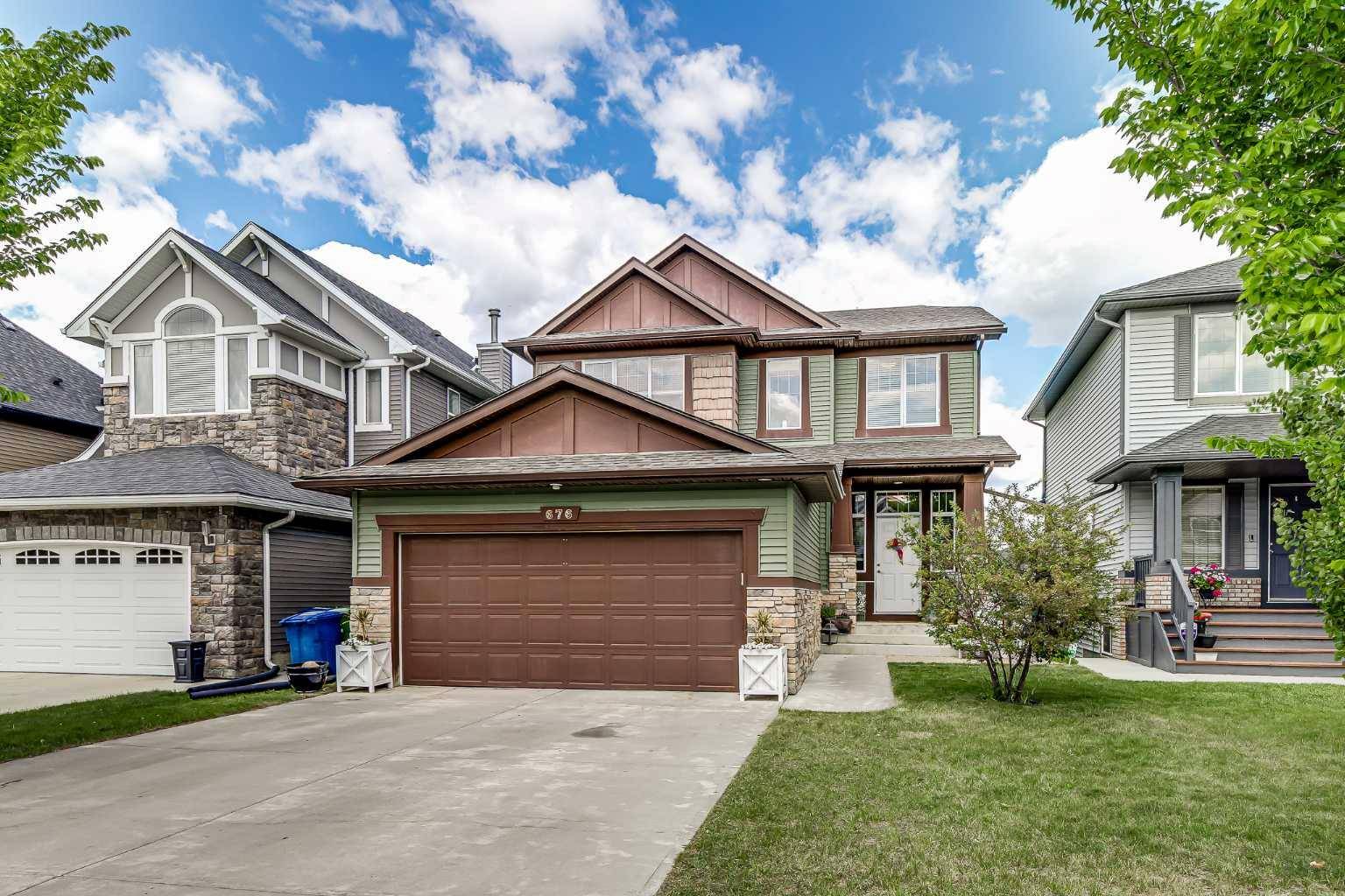 676 Coopers DR Southwest, Airdrie, AB T4B 2R9
