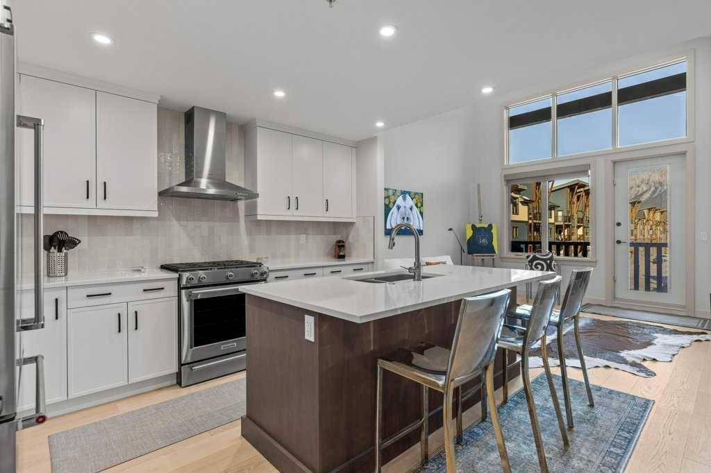 1315 Spring Creek Gate #306, Canmore, AB T1W 0N5