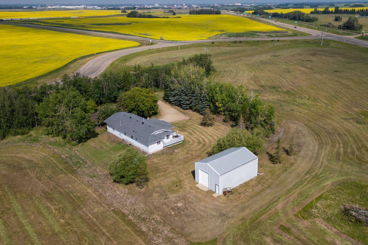 Rural Camrose County, AB T0B2M1,46445 Range Road 200
