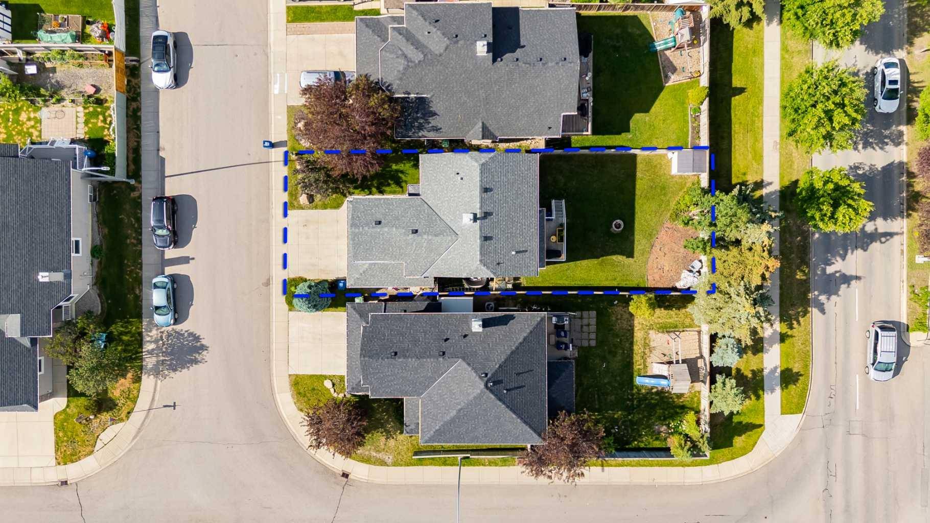Airdrie, AB T4B 2X1,185 Coopers Close