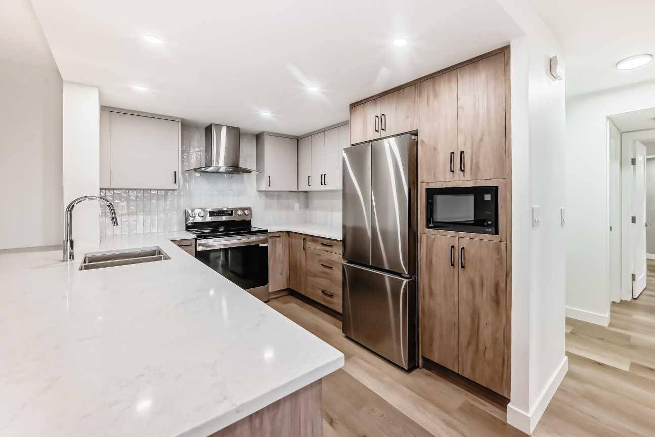 225 25 AVE SW #806, Calgary, AB T2S2V2