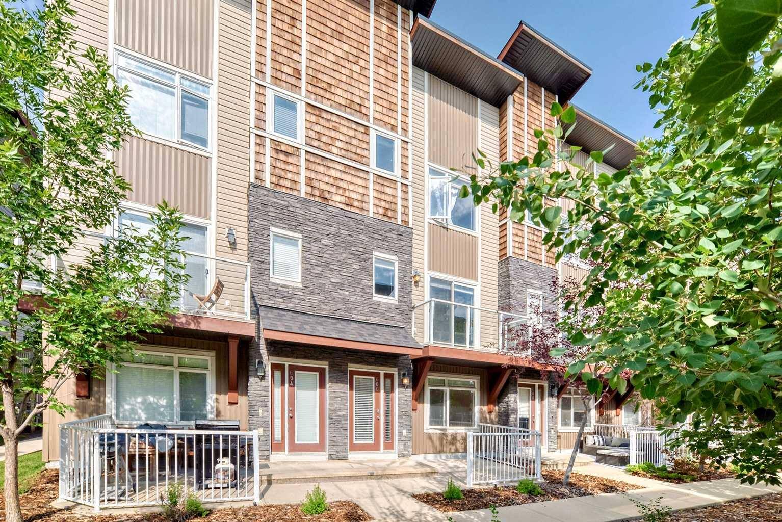 Calgary, AB T3N0L7,606 Skyview Point PL Northeast