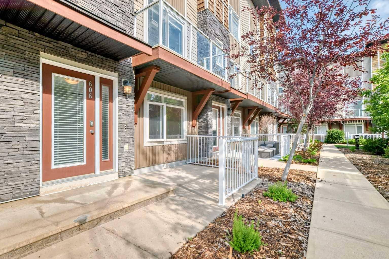 Calgary, AB T3N0L7,606 Skyview Point PL Northeast