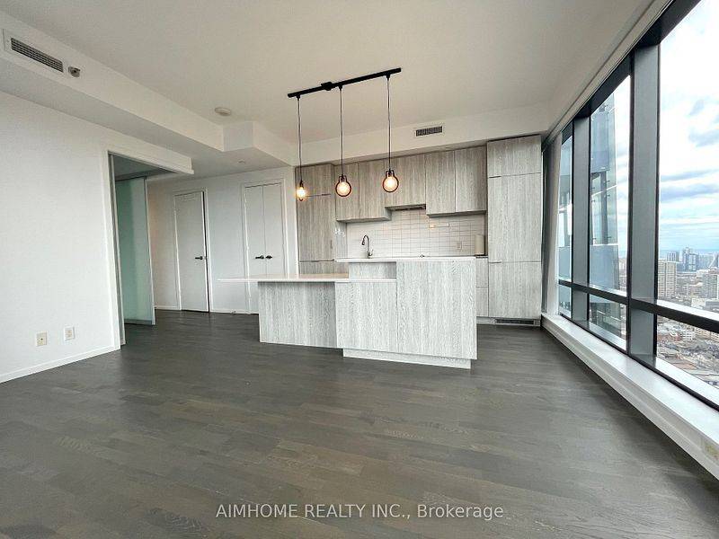 Toronto C01, ON M4Y 1Z3,5 St Joseph ST #3405