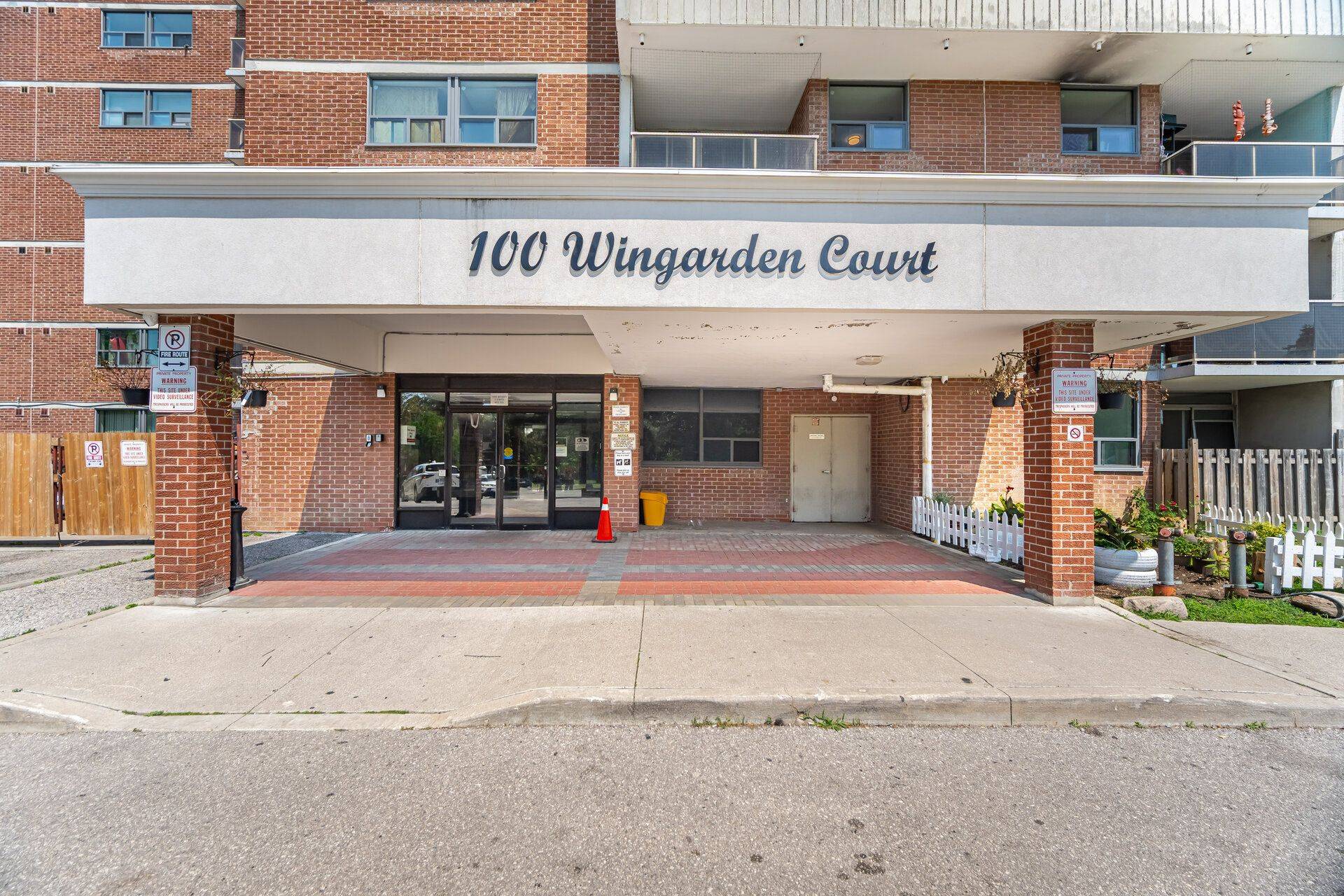 Toronto E11, ON M1B 2P4,100 Wingarden CT #1503