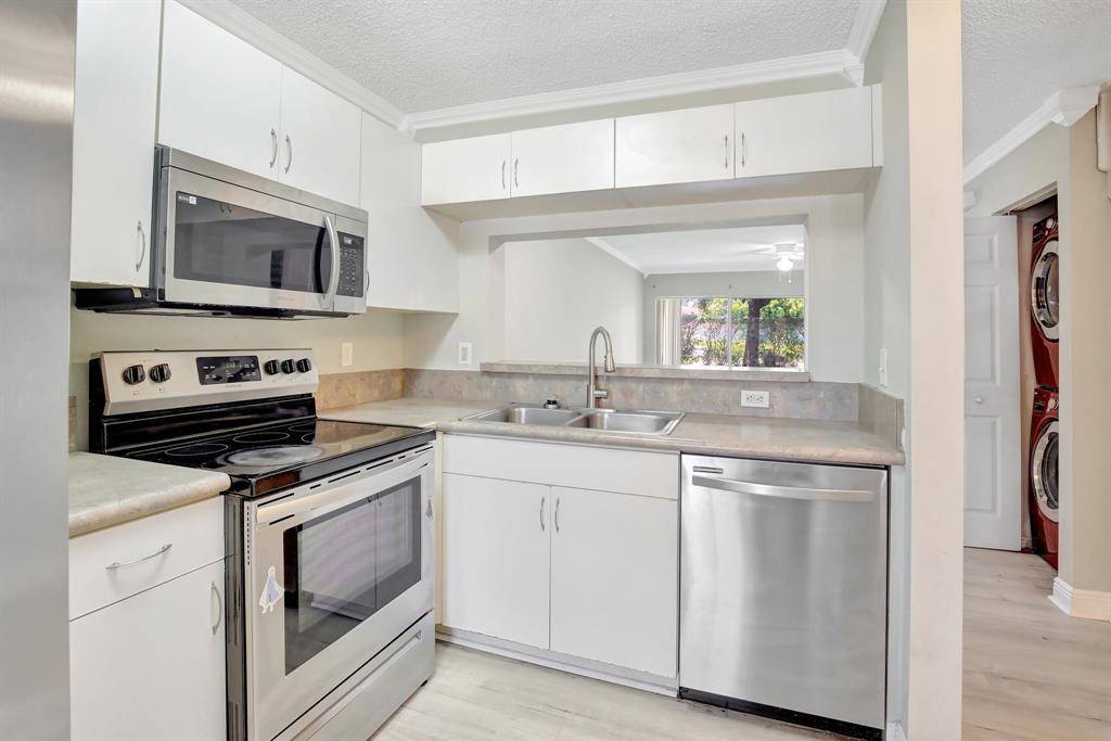 Lauderhill, FL 33319,6907 Sienna Club Pl