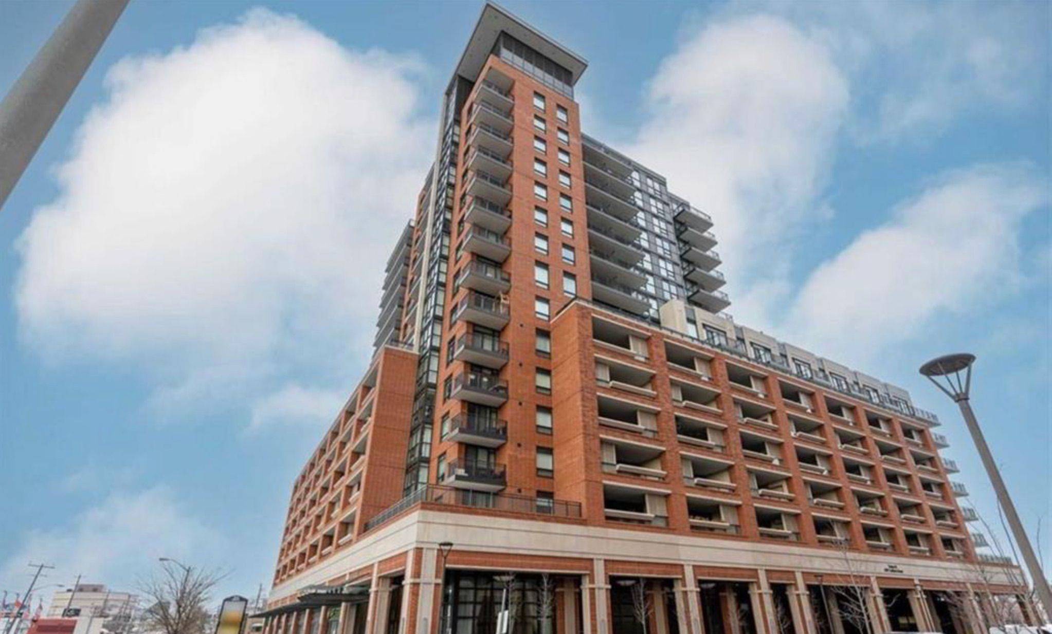 Toronto W04, ON M6A 2S7,3091 Dufferin ST #232
