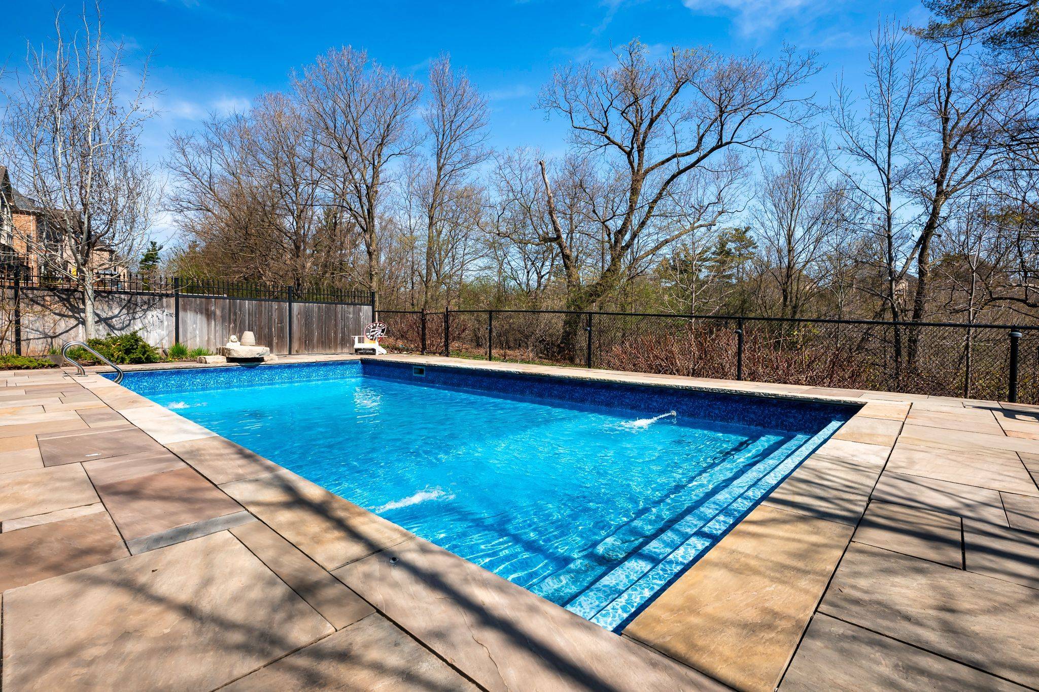 Brampton, ON L6X 2X4,60 Adamsville RD