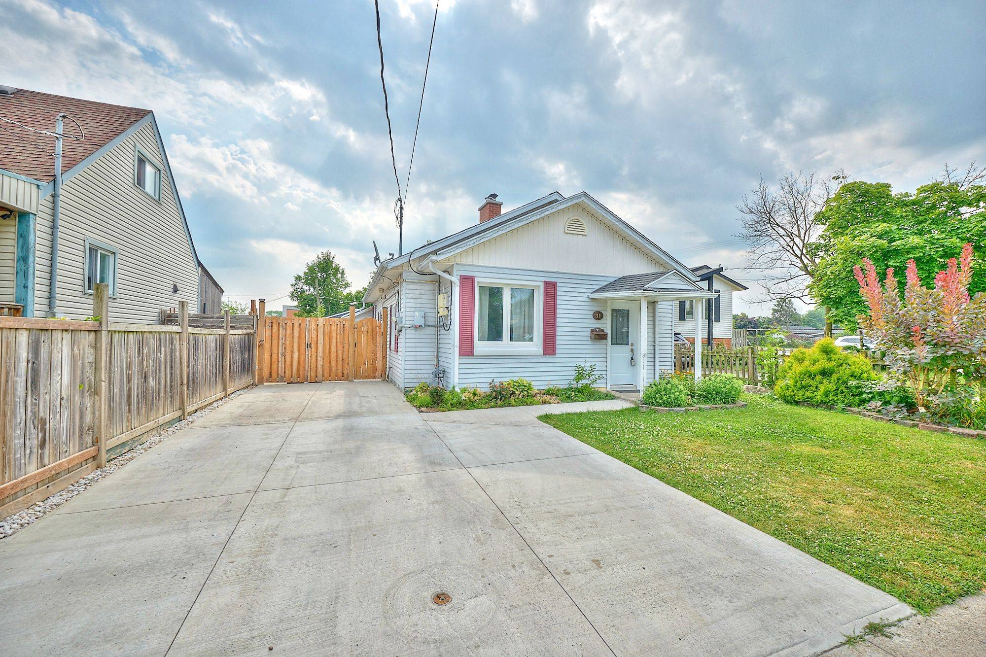 St. Catharines, ON L2P 2A1,31 Woodrow ST