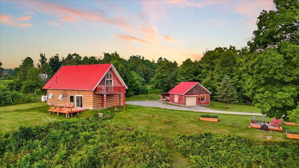 Greater Madawaska, ON K7V 3Z7,48 Blair LN