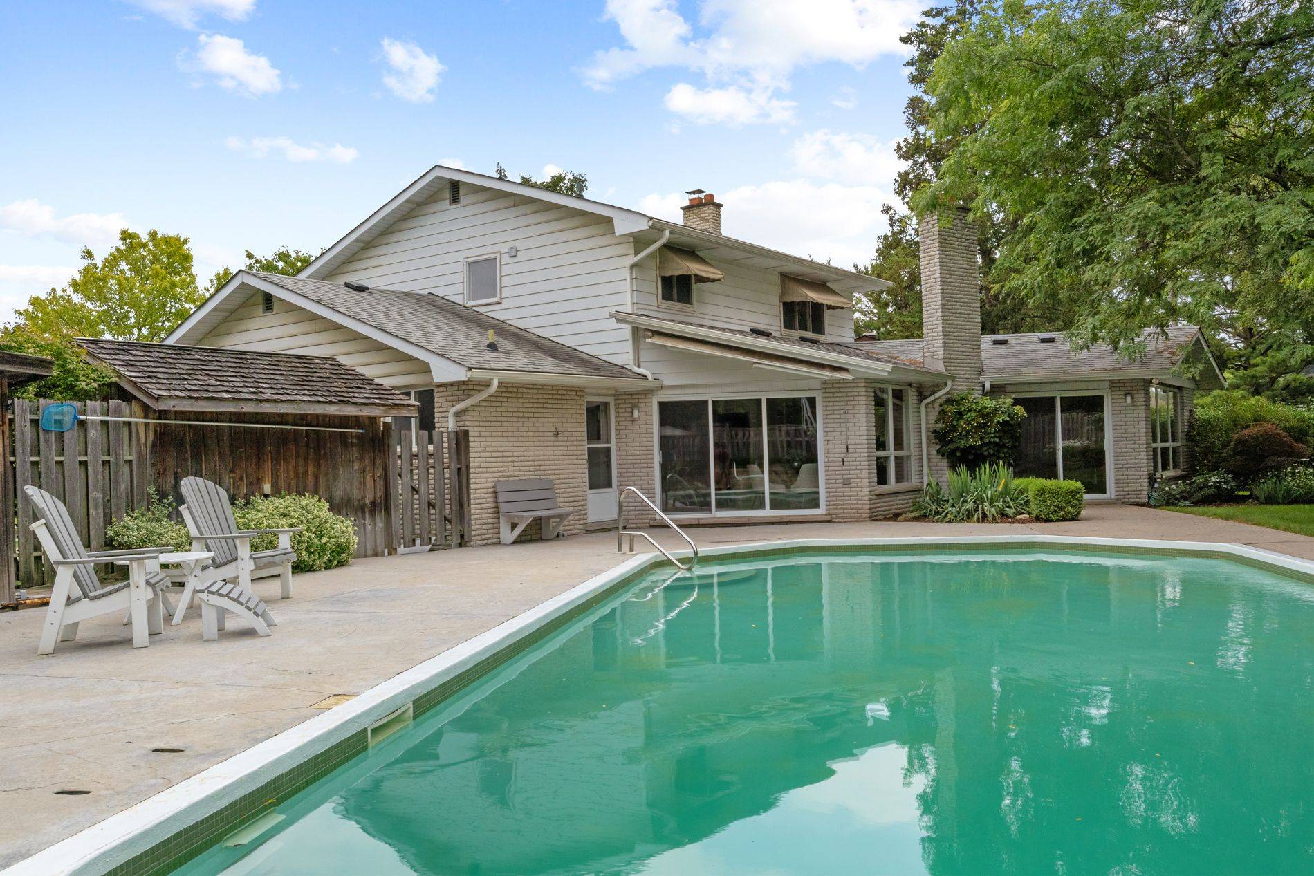 Guelph, ON N1E 3L5,10 Eton PL