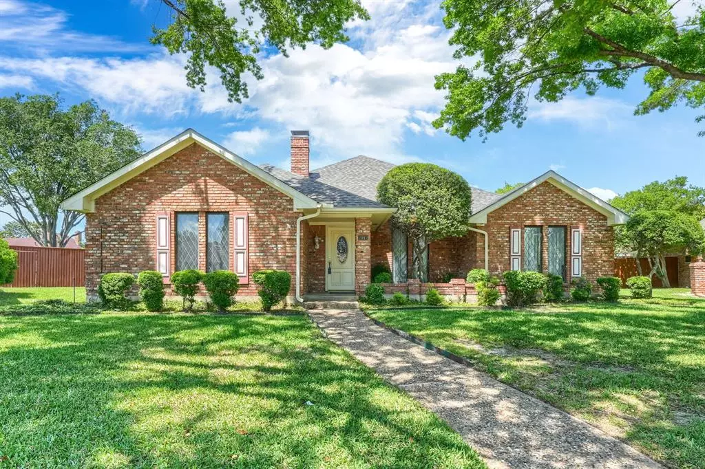 Carrollton, TX 75007,2912 Maple Court