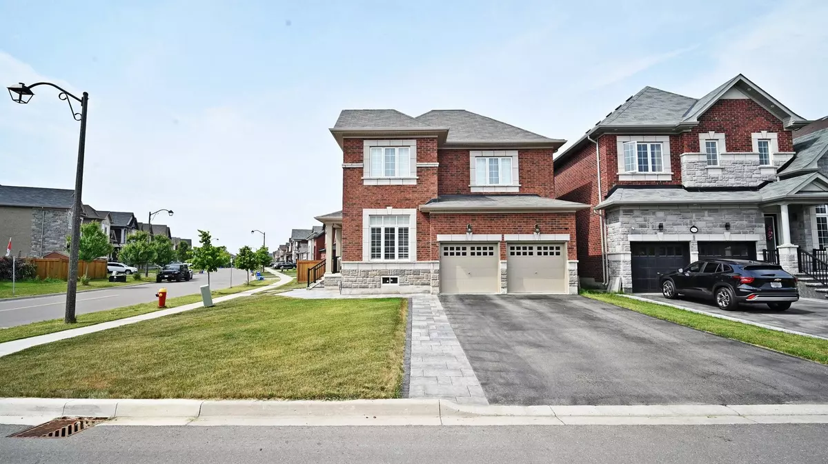Halton Hills, ON L7G 0A5,77 Wildflower LN