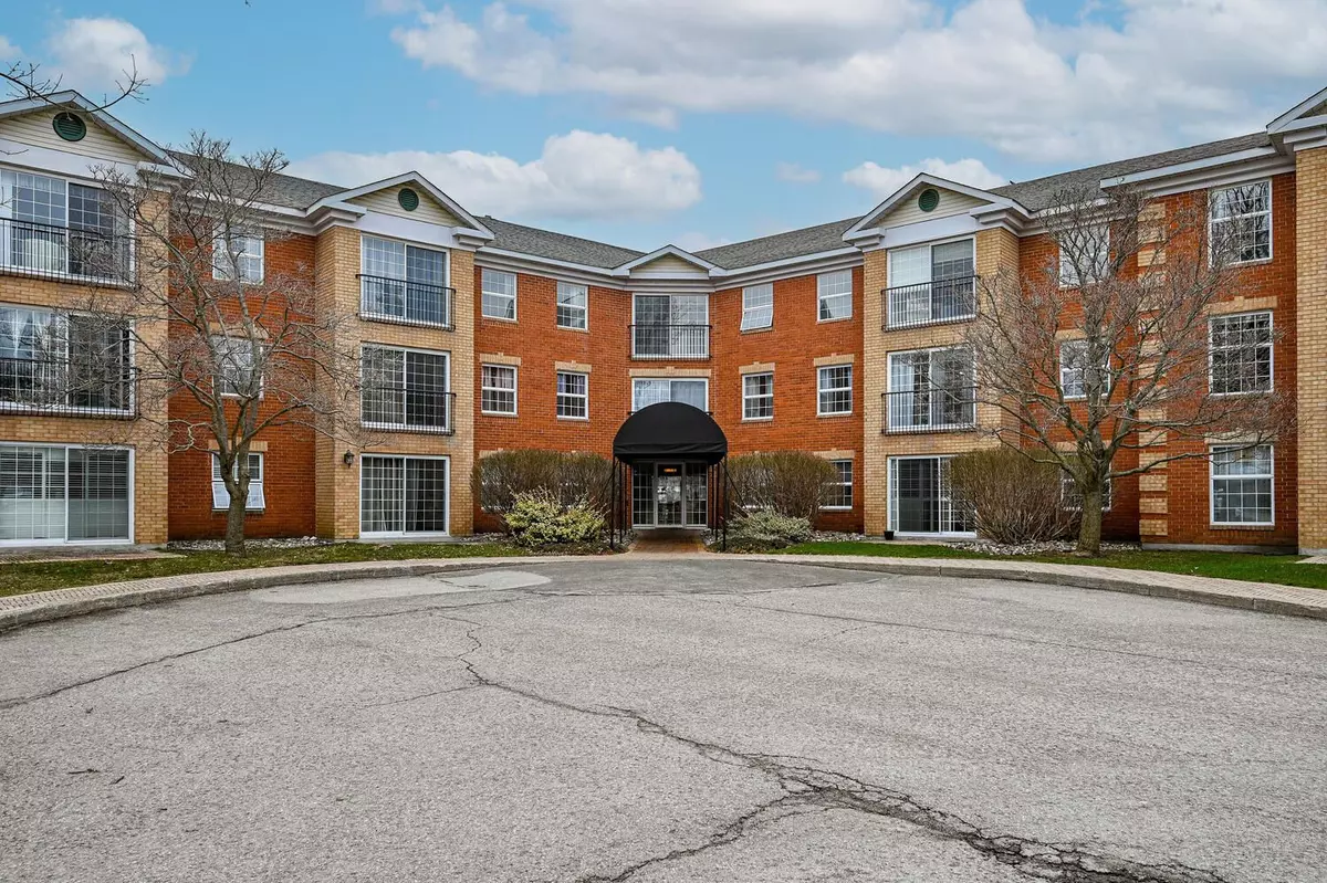 Smiths Falls, ON K7A 5B5,40 Pearl ST #316