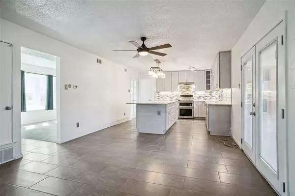 Garland, TX 75042,1401 Greentree Lane