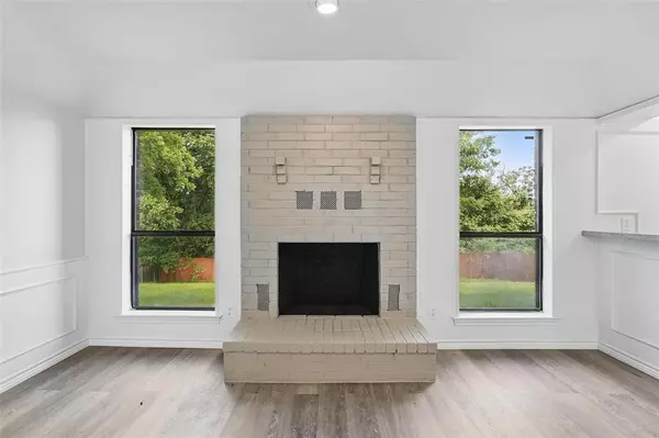 Desoto, TX 75115,829 Hunters Creek Drive