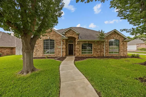 1121 Countryhill Drive, Keller, TX 76248