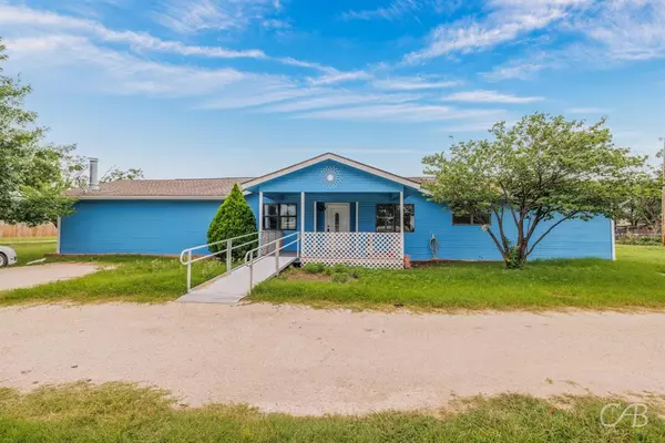 310 Avenue G, Hawley, TX 79525
