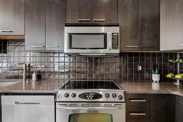 Calgary, AB T2S3A3,24 Mission RD SW #203