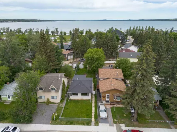 Sylvan Lake, AB T4S 1B7,3910 50 AVE