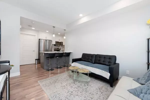 Calgary, AB T3J0Y3,156 Savanna NE