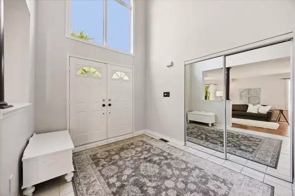 Oshawa, ON L1G 7X9,500 Sandalwood CT