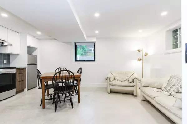 Toronto E03, ON M4J 4J9,47 Linnsmore CRES #Lower