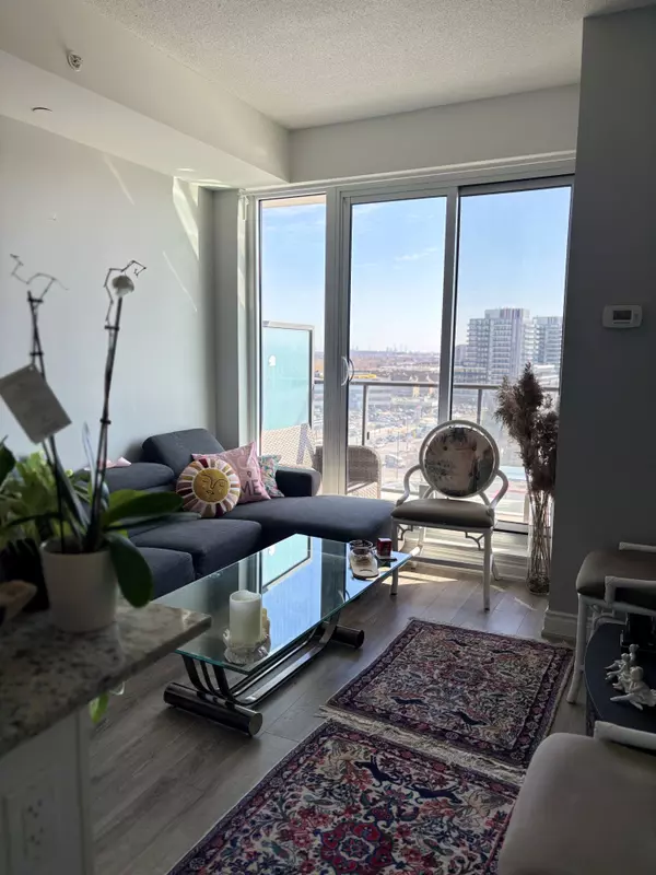 Richmond Hill, ON L4C 0X5,9618 Yonge ST #1003