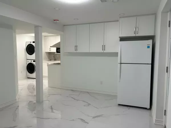 Richmond Hill, ON L4S 1W6,15 Lanebrooke CRES