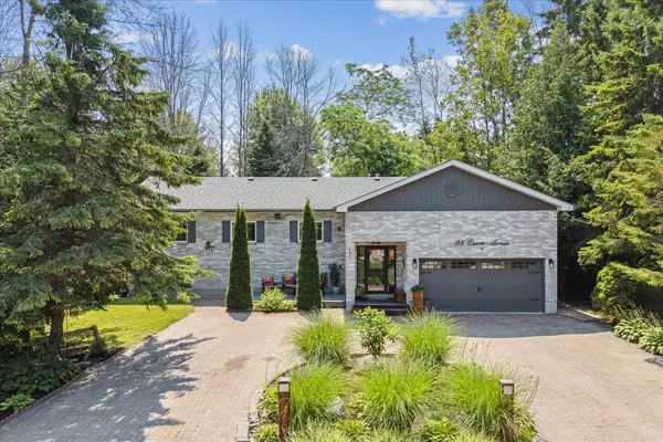 Collingwood, ON L9Y 0X2,28 Currie AVE