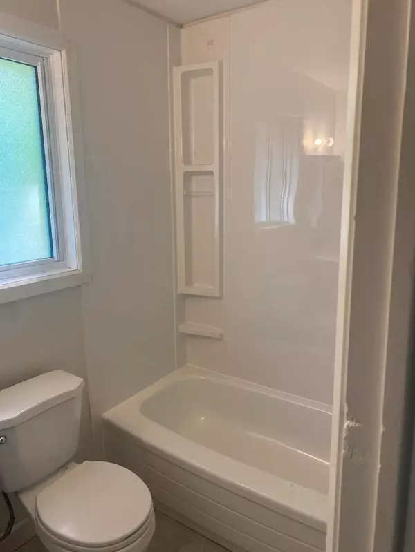 Wellington North, ON N0G 2L1,112 Normanby ST S #8
