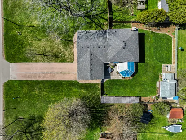 West Elgin, ON N0L 2P0,10016 Graham RD