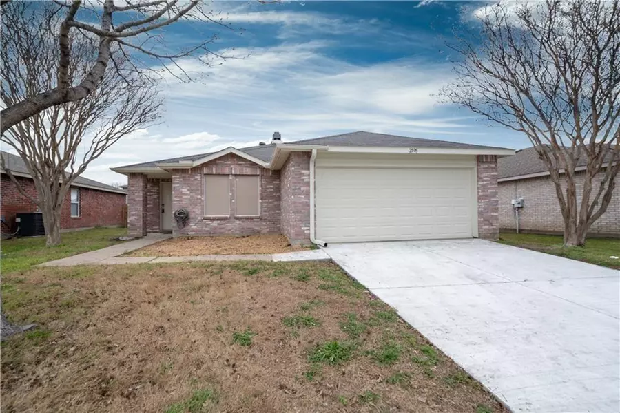 2505 Pecan Drive, Little Elm, TX 75068