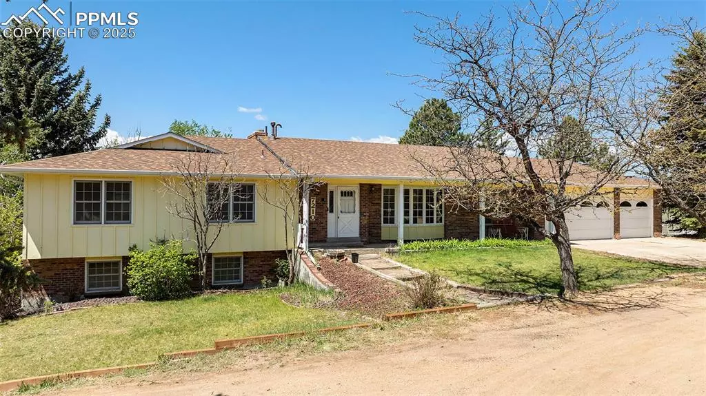 7210 Antelope LN, Colorado Springs, CO 80920