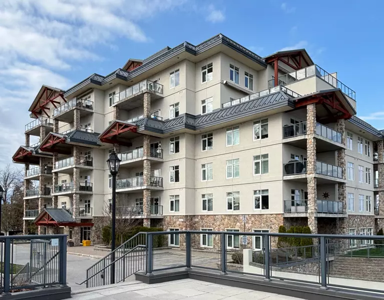 80 Orchard PT #504, Orillia, ON L3V 1C6