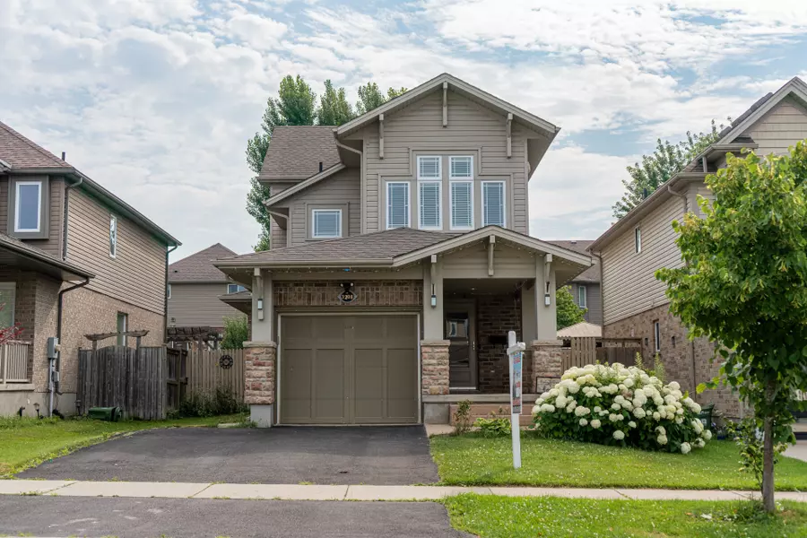 3208 Bayham LN, London South, ON N6P 1V7