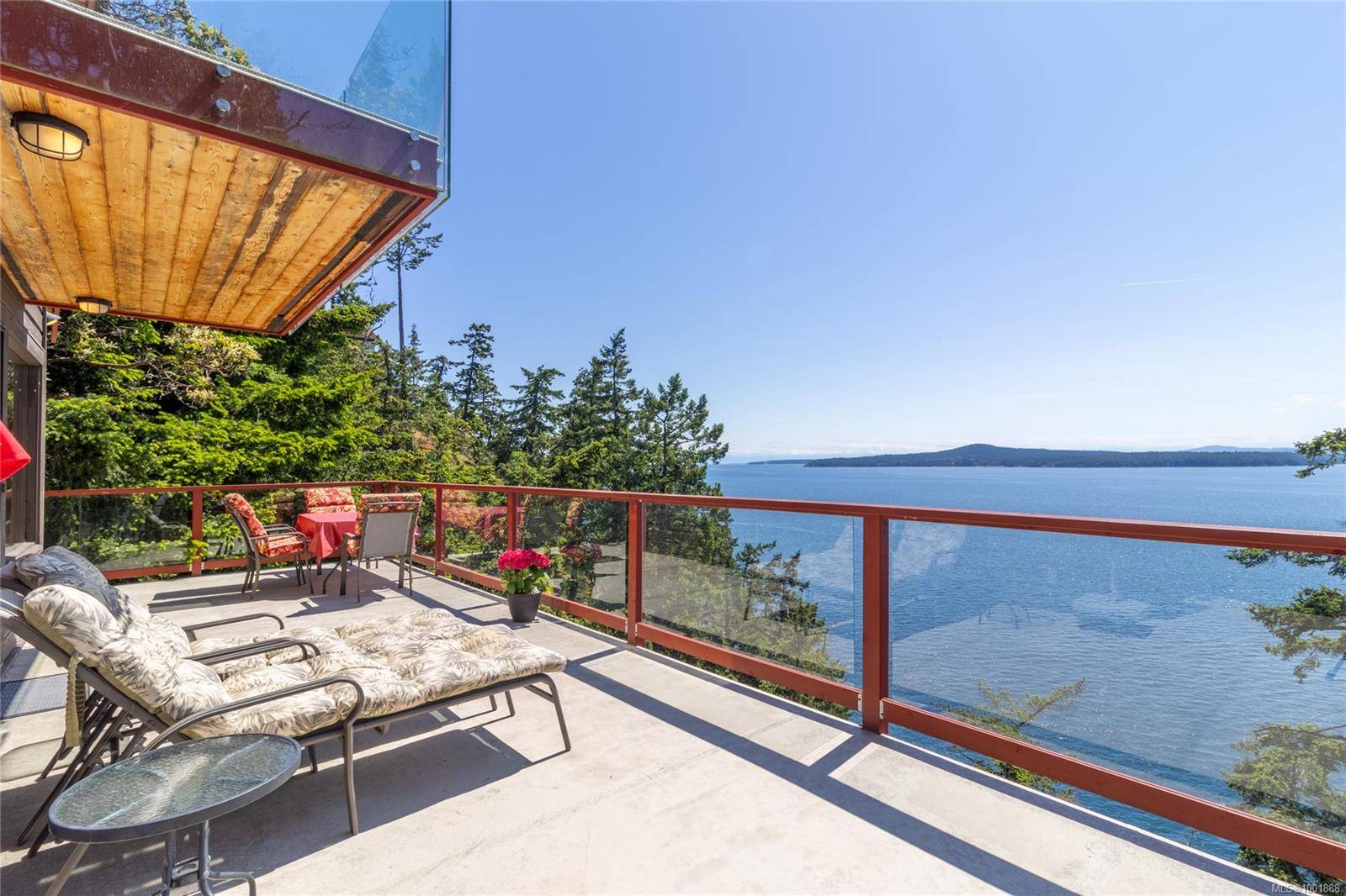 3809 Cutlass Crt, Pender Island, BC V0N 2M2