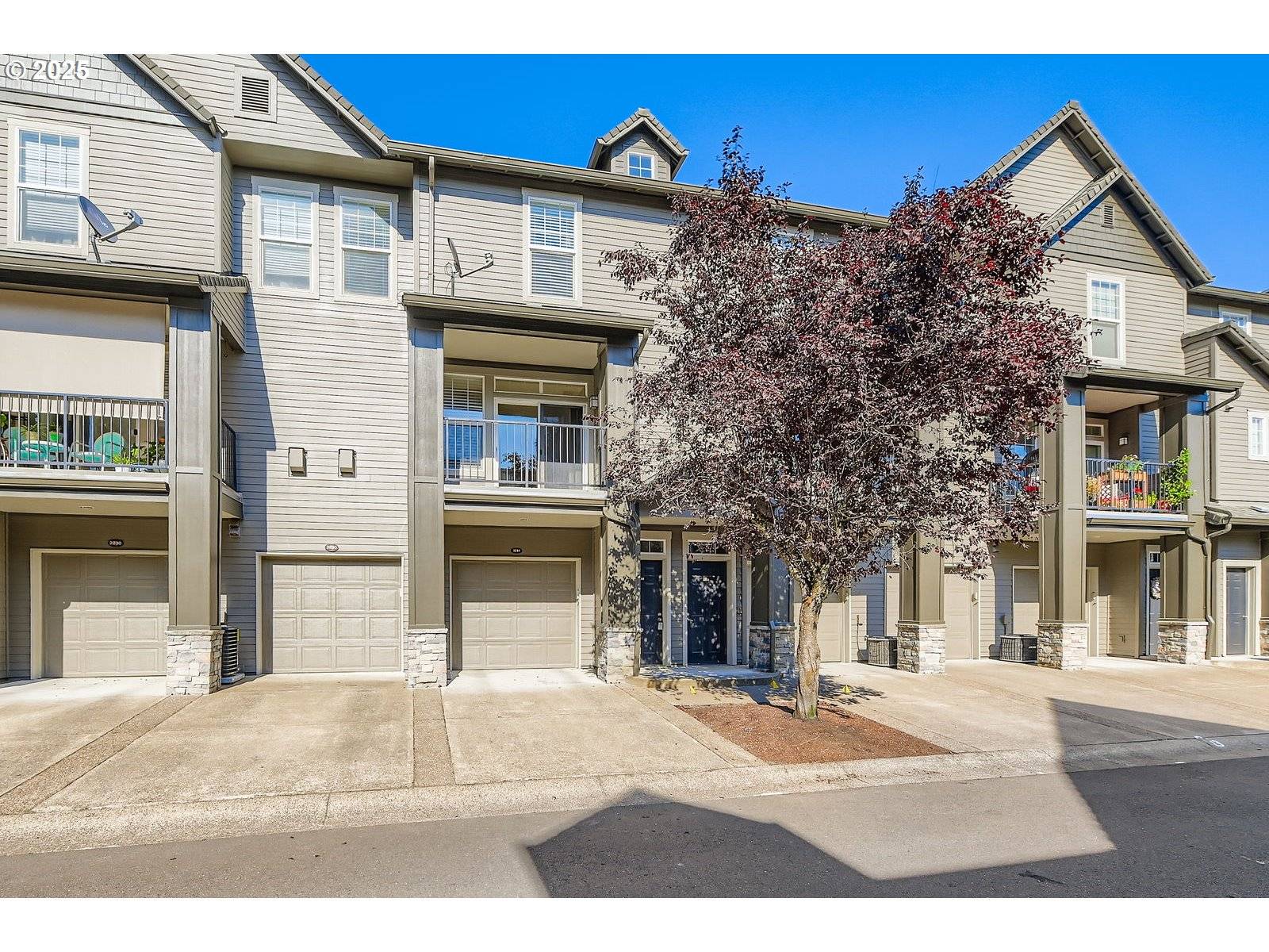 West Linn, OR 97068,2240 SNOWBERRY RIDGE CT