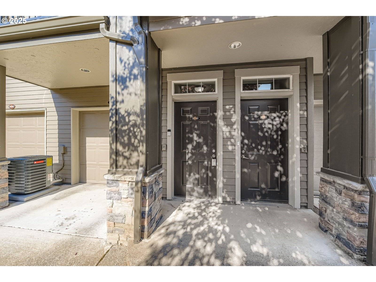 West Linn, OR 97068,2240 SNOWBERRY RIDGE CT