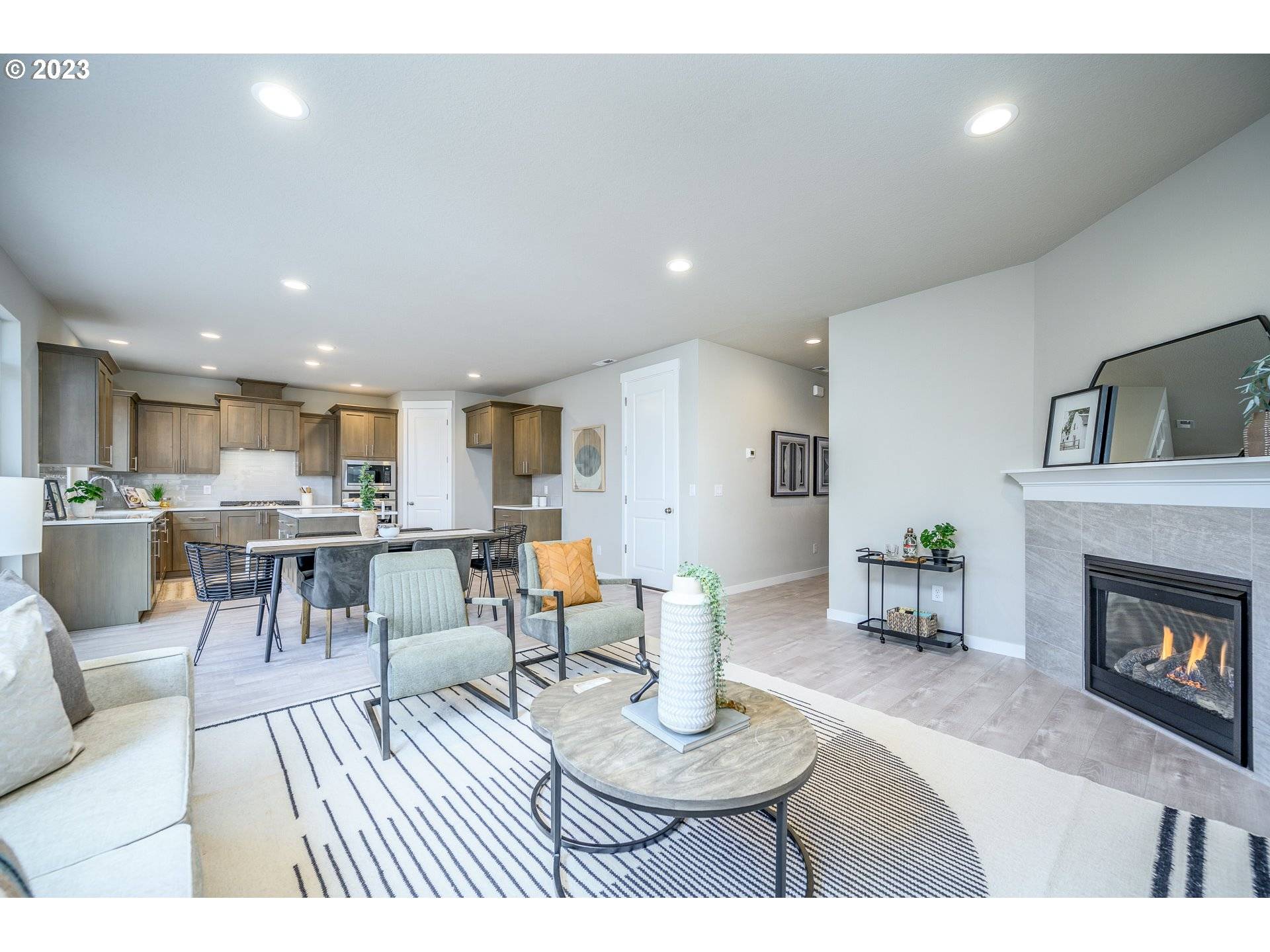 Lafayette, OR 97127,332 W 17th ST