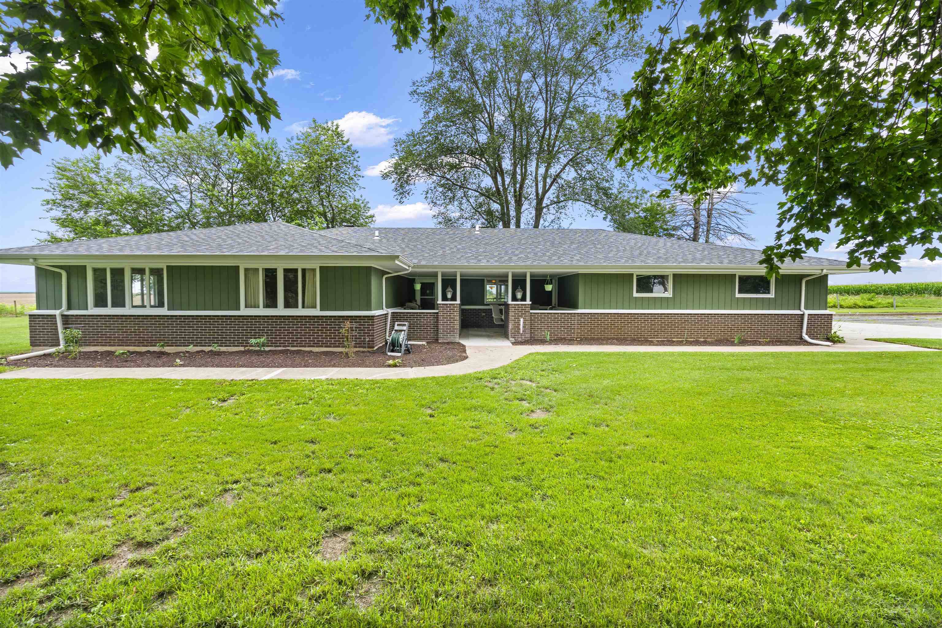 8238 Kelley Road, Winnebago, IL 61088