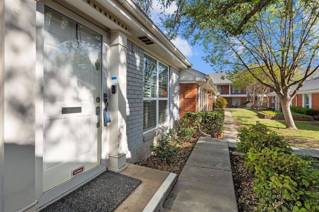 1013 Roaring Springs Road #1013, Fort Worth, TX 76114