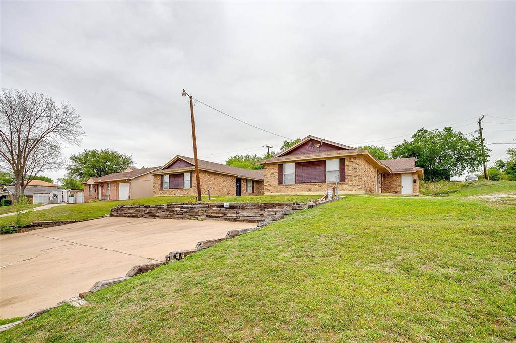 2600 NW 21st Street,  Fort Worth,  TX 76106