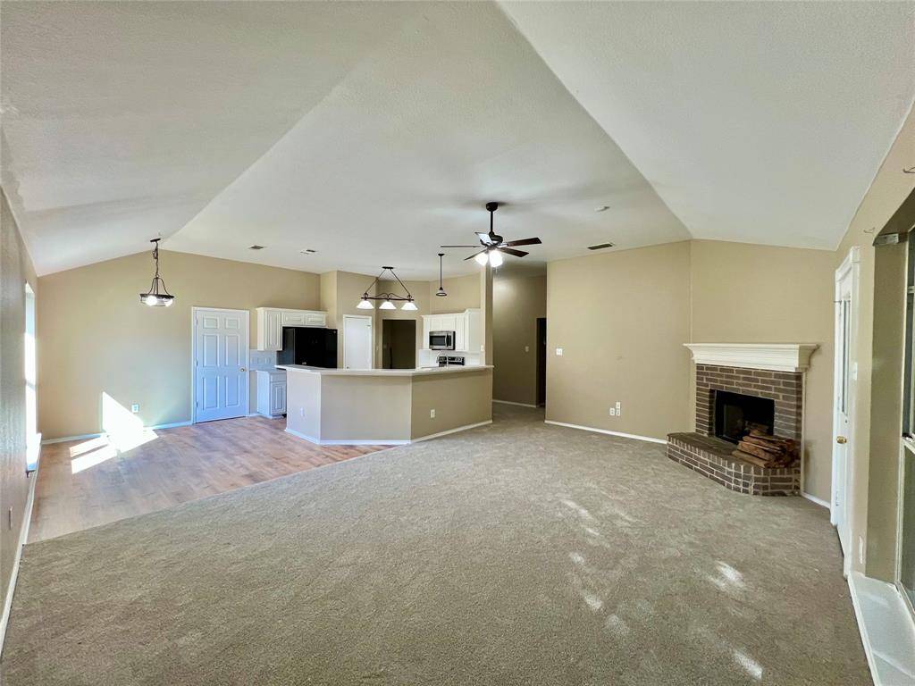 Burleson, TX 76028,525 Reagan Lane