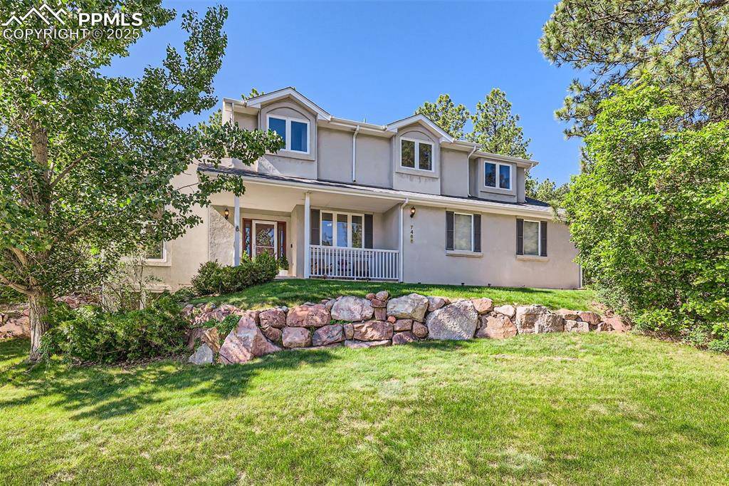 7465 Winding Oaks DR, Colorado Springs, CO 80919